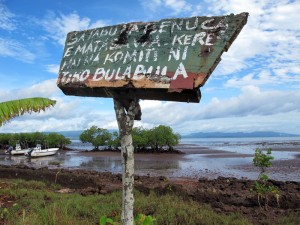 Sign indicating locally managed fishing closure on Vanua Levu, Fiji. (c) Stacy Jupiter