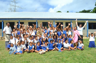 One of the school groups excited about what they had just learned about their coral reefs.