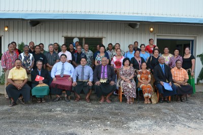 Group of Tongan fishers and officials.