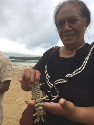 Silika meets us on the flat ground at low tide with something to show us.